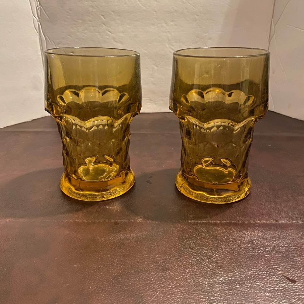 2 anchor hocking tall glasses